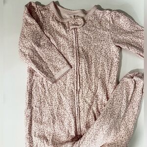 Carter’s Baby Zip Sleeper 9M | Pink Heart Print One Piece Pajamas